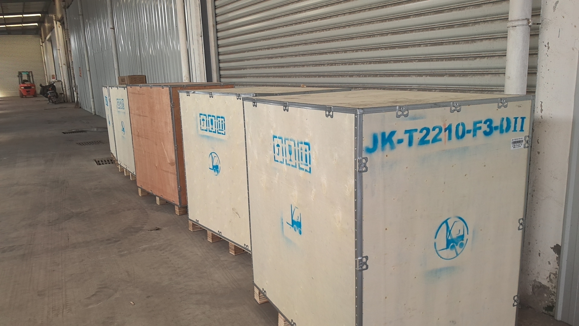 أحدث مدونات الشركة حول عشرة مجموعات من آلة الخياطة