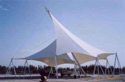 ارتفاع درجة الحرارة PTFE المغلفة الألياف الزجاجية النسيج استخدام واسع للبناء
